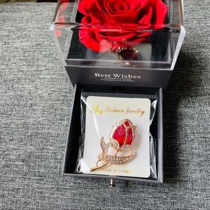 Red rose brooch